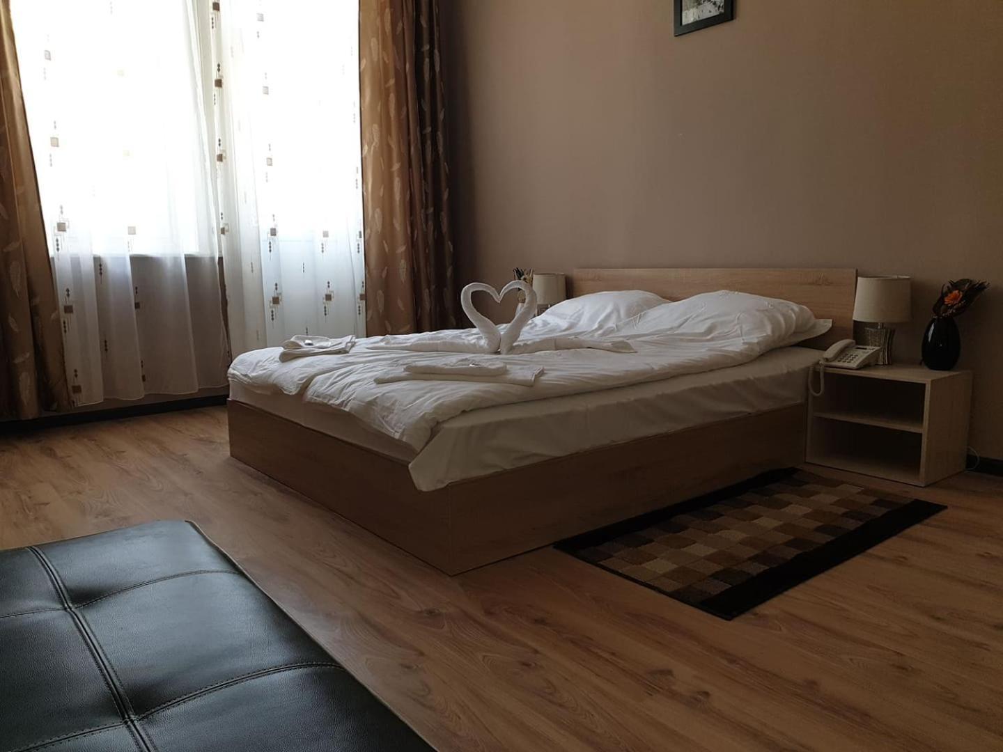Валентино Hotel Vratsa Eksteriør billede