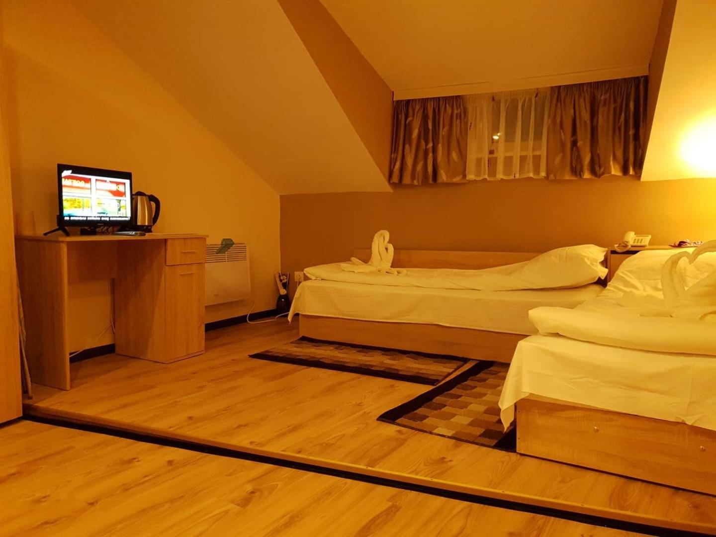 Валентино Hotel Vratsa Eksteriør billede