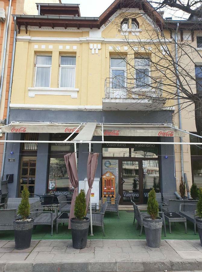 Валентино Hotel Vratsa Eksteriør billede